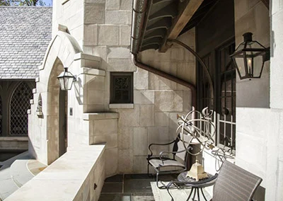 Old-World Charm in Alabama