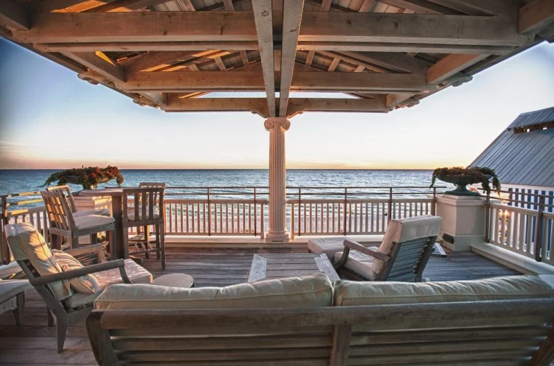 Wooden Classic – Exterior Balcony e f san juan, exterior balcony of the Wooden Classicism in Seaside