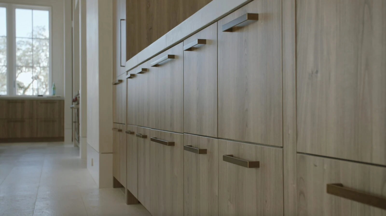 Modern Home on North Shore Island Panama City – Cabinetry Custom cabinetry by E. F. San Juan for a luxury home on North Shore Island in Panama City, Florida
